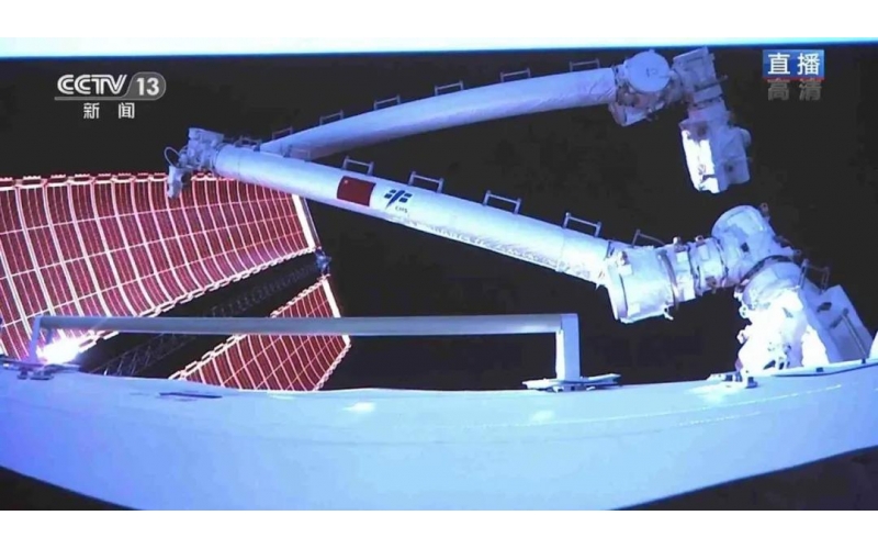 中國研制機械臂“殺手衛星”?美太空司令緊急尋找盟友