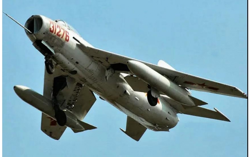 中國空軍72周年大片曝光，有望喜提神秘大禮轟20？