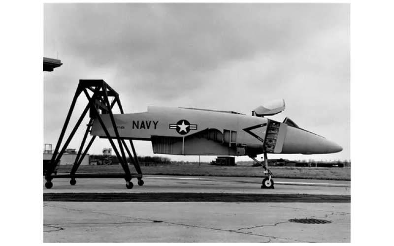 US XFV-12 vertical takeoff and landing fighter jet